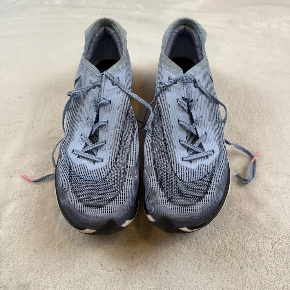 Nike‎ Gray Athletic Shoes